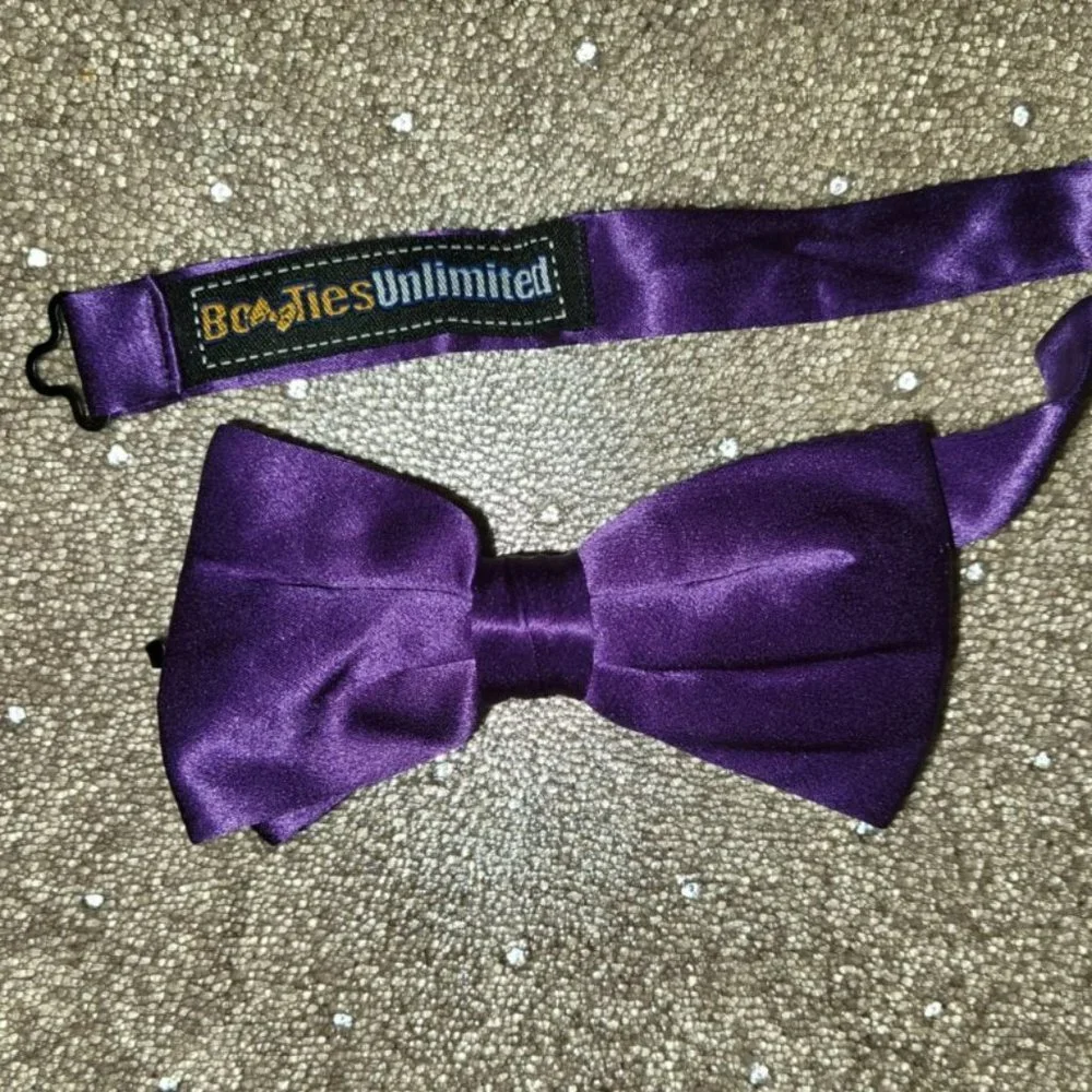 *3 FOR $9* NEW Pretied 100% Silk Royal Lilac Adjustable Bow tie Unlimited Formal